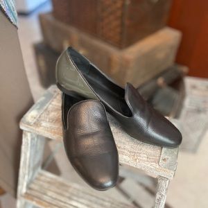 Logo leather loafers